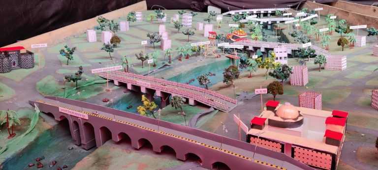 भाजपाचा नदी सुधार हा प्रकल्प फसवा:पर्यावरणप्रेमी संस्थेंनी केला अनोखा थ्रीडी देखावा