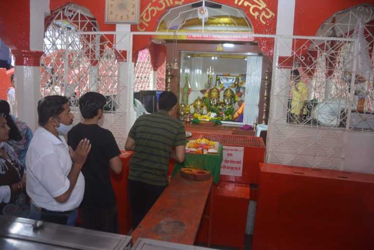 तळजाई माता की जय च्या गजरात ऐतिहासिक तळजाई मंदिरात घटस्थापना