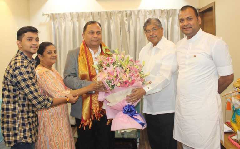 एमआयटीकडून वीरपुत्राला शिक्षणासाठी मदतीचा हात-विश्वजीत मोरेचे पाच वर्षांसाठी ५० टक्के शुल्क माफ