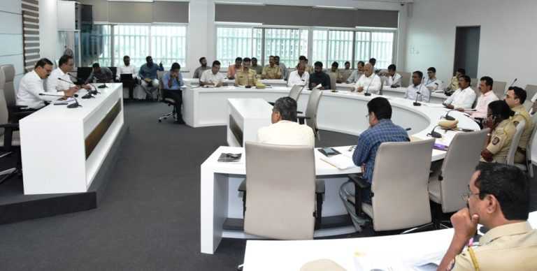 अपघातांची कारणे शोधून उपाययोजनांवर भर द्यावा-जिल्हाधिकारी डॉ. राजेश देशमुख