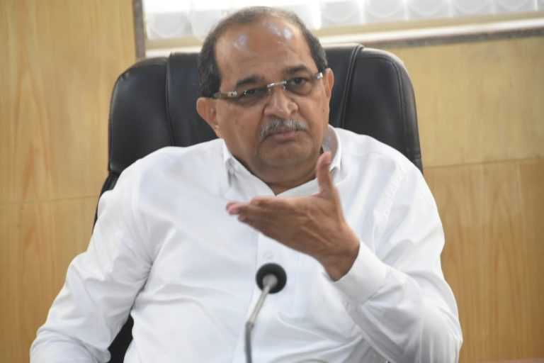 महसूल तसेच भूमी अभिलेखांशी संबंधित सुधारणांचे प्रस्ताव सादर करा- महसूलमंत्री राधाकृष्ण विखे पाटील