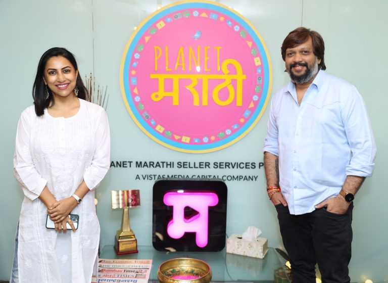 क्रांती रेडकरचे निर्मिती क्षेत्रात पदार्पण