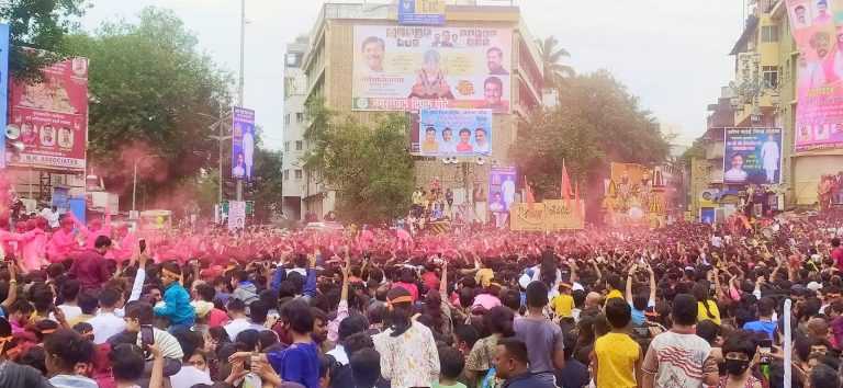 सूर्यास्तापर्यंतही झाले नाही मानाच्या सर्व गणपतींचे विसर्जन: ५ गणपतींनी घेतला ८ तासाहून अधिक अवधी:कथा लक्ष्मी रस्त्यावरील मिरवणुकीची