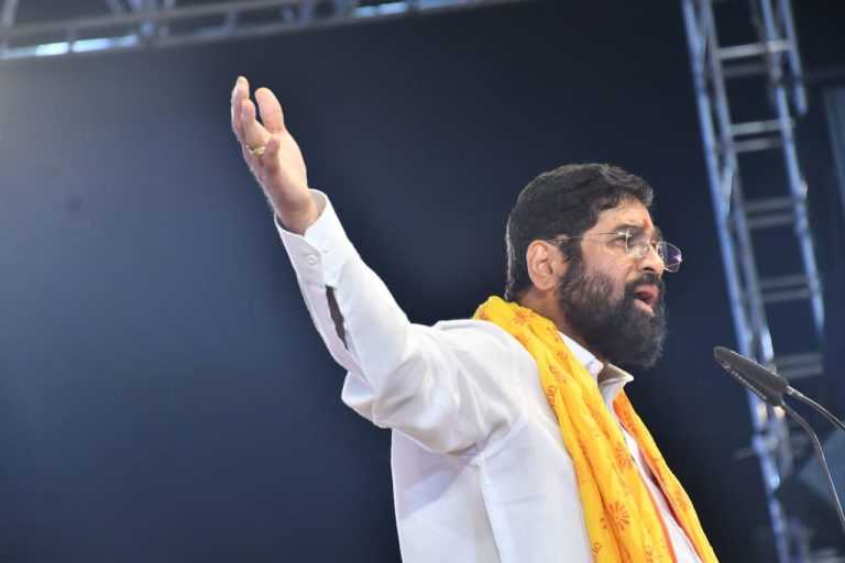 मी गद्दारी नाही, गदर केला; दिघेंच्या मृत्यूनंतर मला त्यांच्या प्रॉपर्टीबद्दल विचारले-एकनाथ शिंदेंचे ठाकरेंवर प्रहार