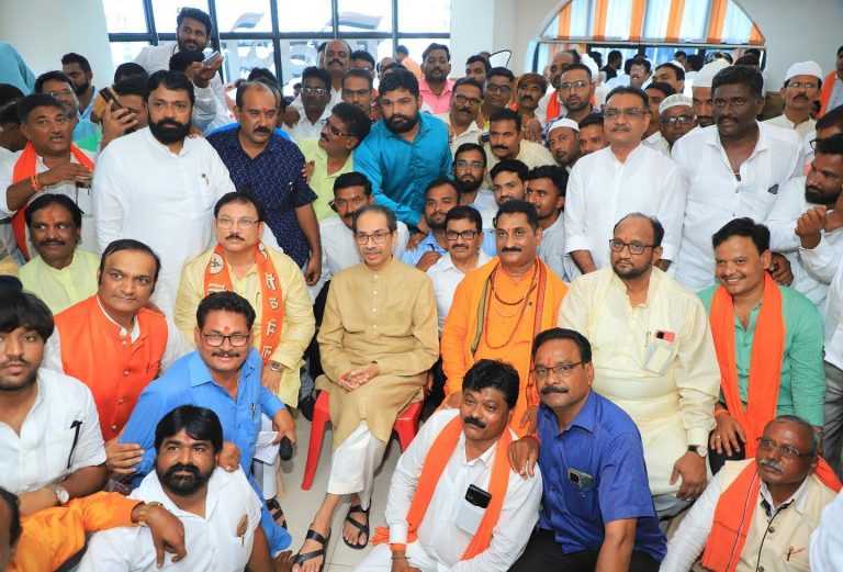 भाजपचे माजी आमदार संजय देशमुखांचा ठाकरे शिवसेनेत प्रवेश