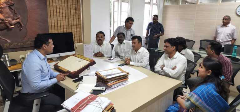 आनंद नगर झोपडपट्टीवासीयांना अधिकृत घरे देणार: राष्ट्रवादीच्या शिष्टमंळाला नगर अभियंता यांचे आश्वासन