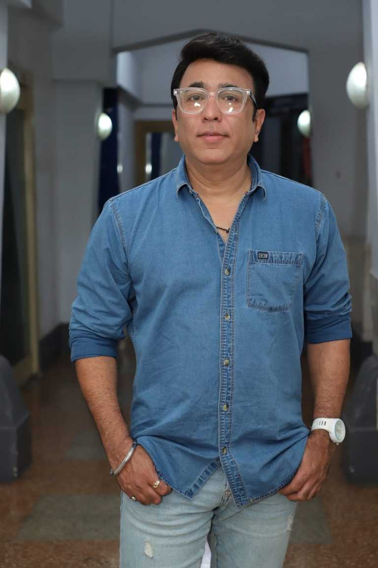 ‘समुपदेशक’ पुष्कर श्रोत्री