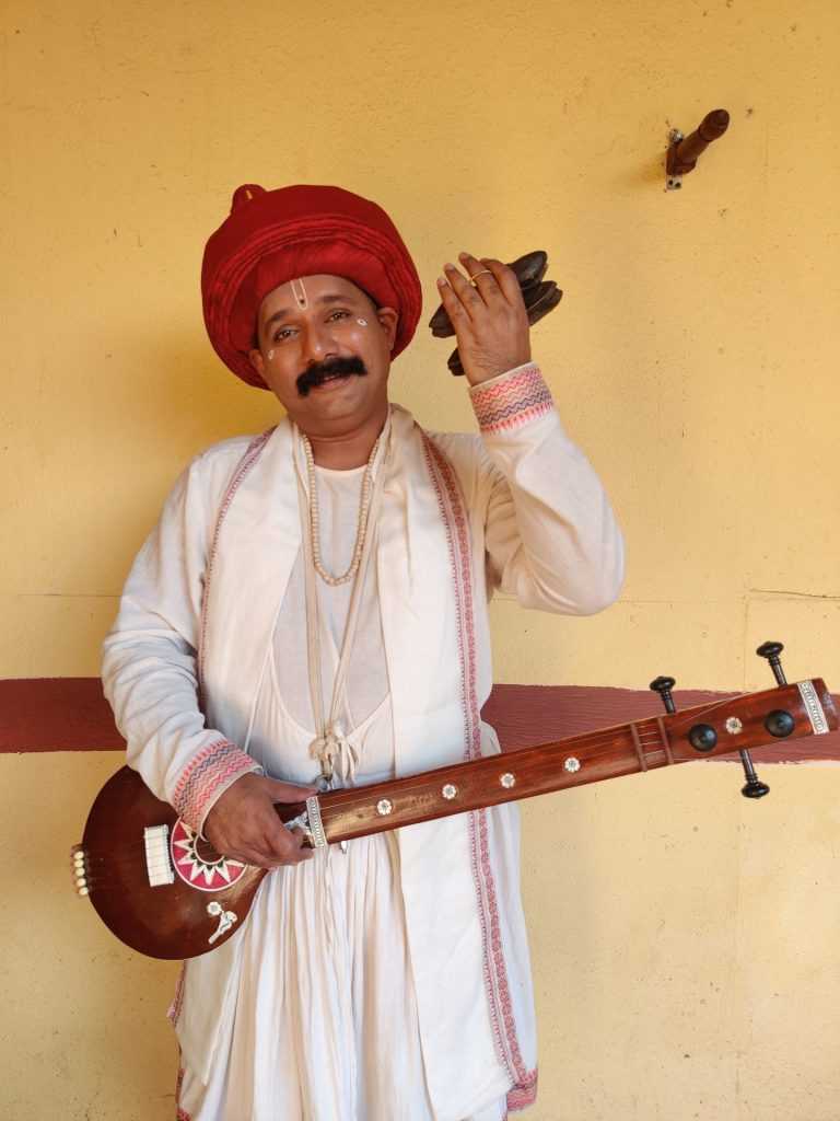 अवधूत गांधी साकारणार संत नामदेव. 