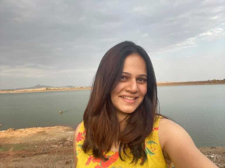 अभिनेत्री मनवा नाईकला  कॅब चालकाने धमकावले:विश्वास नांगरे पाटील यांनी घेतली तातडीने दखल