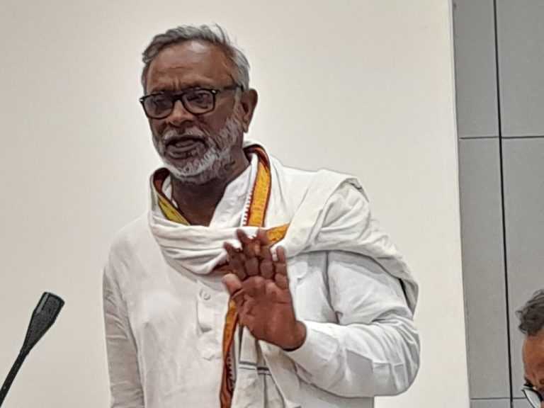 ऐन दिवाळीत शेतकऱ्यांच्या नशिबी सोयाबीनची माती आणि कापसाच्या वाती!तातडीने ओला दुष्काळ जाहीर करा : रंगा राचुरे, आप