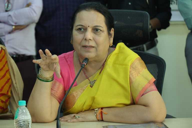 पूरपरिस्थिती पुन्हा उद्भवू नये याकरिता यंत्रणांनी राहावे सतर्क: डॉ नीलम गोऱ्हे.