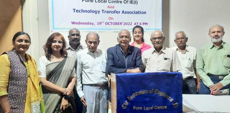 आईनस्टाईन अंतर्मुखी, प्रयोगशील व जिज्ञासू व्यक्तिमत्व-डॉ. मुकुंद मोहरीर 