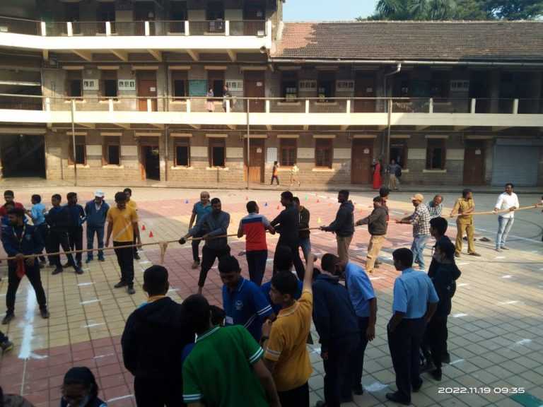 डीईएसमध्ये वाहनचालकांची क्रीडा स्पर्धा