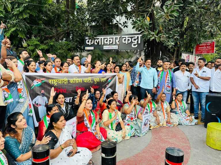 उपमुख्यमंत्री रामदेवबाबाच्या वक्तव्याशी सहमत आहेत काय ? राष्ट्रवादीच्या शहर अध्यक्षांचा सवाल