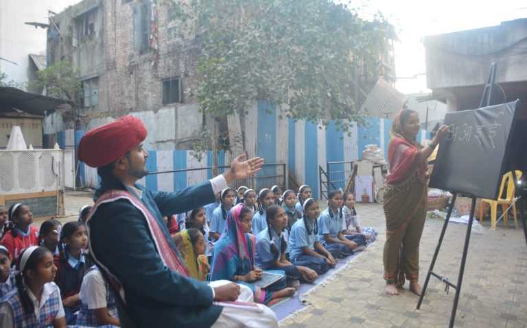 पुन्हा भरली सावित्रीमाईंची शाळा… 