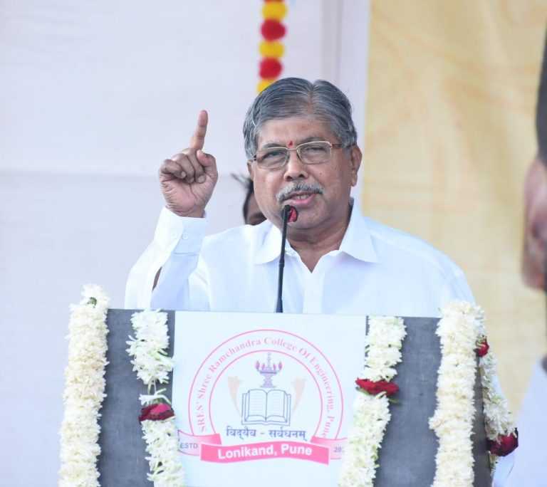 शिक्षणाबरोबर खेळाच्या विकासावर लक्ष द्यावे- उच्च व तंत्र शिक्षण मंत्री चंद्रकांतदादा पाटील