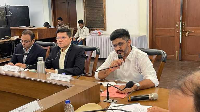 विद्यापीठ चौकातील उड्डाणपूलाचे काम तातडीने सुरु करावे !! आमदार सिद्धार्थ शिरोळे