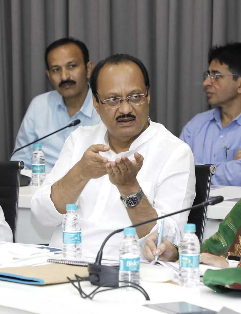 आळंदीत वारकऱ्यांवर लाठीमाराची घटना अत्यंत क्लेषदायक, वारकऱ्यांवरील लाठीमाराचा, तो करणाऱ्या सरकारचा निषेध – विरोधी पक्षनेते अजित पवार