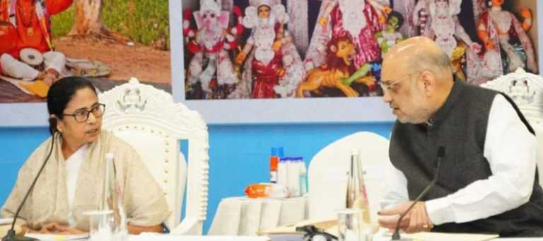 अमित शहांसमोरच ममतांचा BSF शी वाद : म्हणाल्या- BSF ला मिळालेल्या वाढीव अधिकारांमुळे नागरिकांना नाहक त्रास