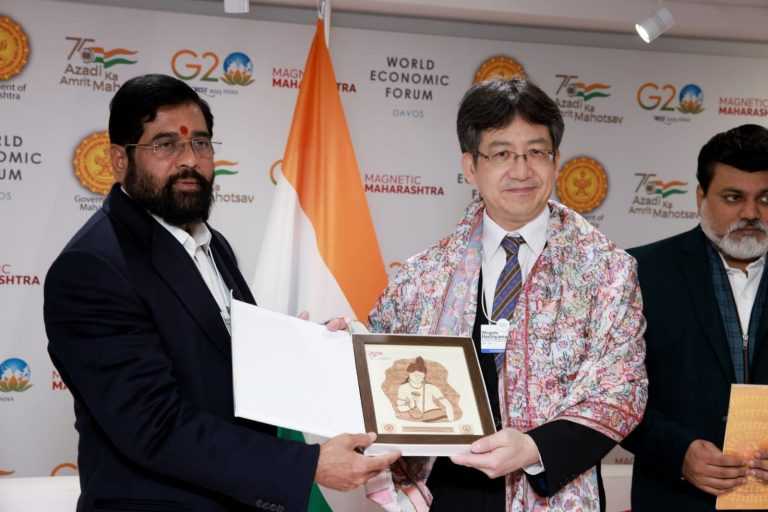 दावोसमध्ये आत्तापर्यंत महाराष्ट्रातील गुंतवणूकीसाठी ८८ हजार ४२० कोटींचे करार