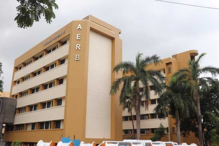 दिनेश कुमार शुक्ला यांनी अणुऊर्जा नियामक मंडळाच्या अध्यक्षपदाची  सूत्रे स्वीकारली