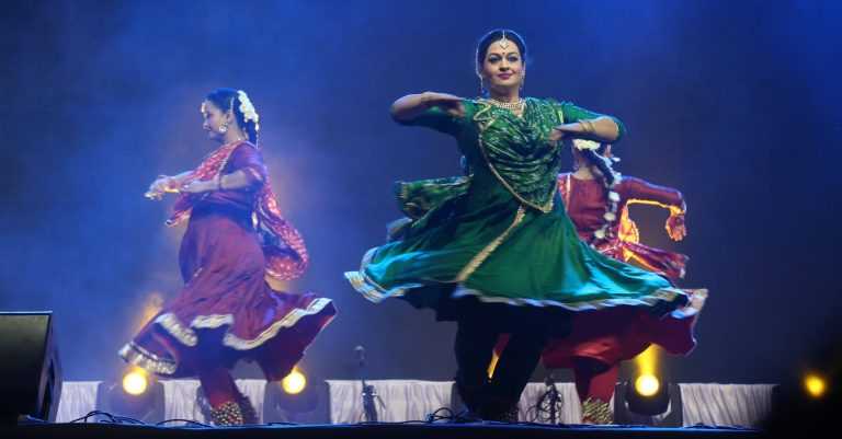 वादन आणि नृत्याच्या संगमातून साकारला अनोखा कलाविष्कार