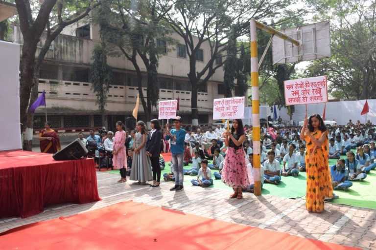 विद्यांजली कार्यक्रमांतर्गत भारतीय लष्कराचे सरकारी/सरकारी अनुदानित शाळांसोबत सहकार्य