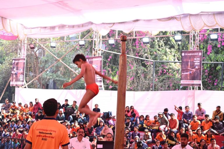 चंद्रकांतदादा पाटील राज्यस्तरीय मल्लखांब स्पर्धेला परदेशी पाहुण्यांची हजेरी