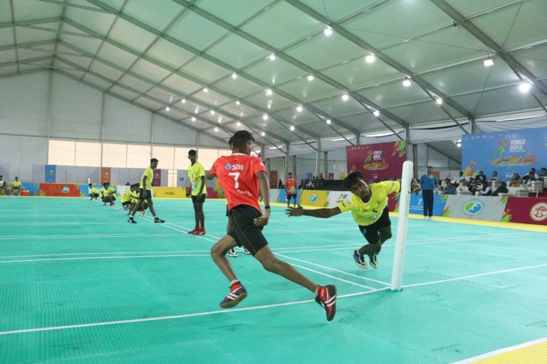 महाराष्ट्राने उघडले विजयाचे खाते