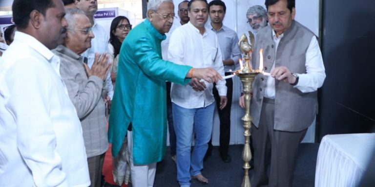 जुहू येथे रोजगार मेळाव्यात ५७२ नोकरी इच्छुक उमेदवारांचा सहभाग