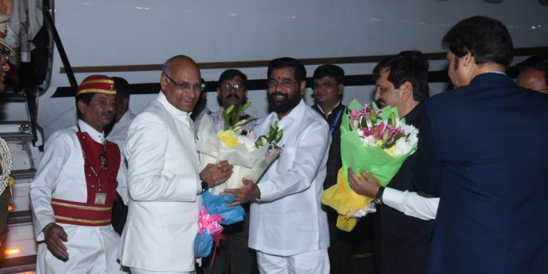 नवनियुक्त राज्यपाल रमेश बैस यांचे मुंबईत आगमन
