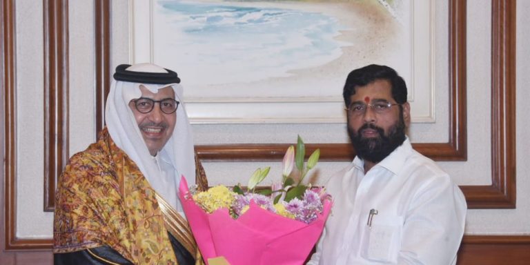 सौदी अरेबियाचे राजदूत अल हुसेनी यांनी घेतली मुख्यमंत्र्यांची सदिच्छा भेट
