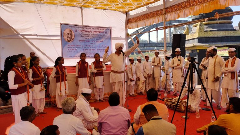  कीर्तन जयघोषात आळंदी येथे ‘राष्ट्रपित्याचे पुण्यस्मरण ‘ 