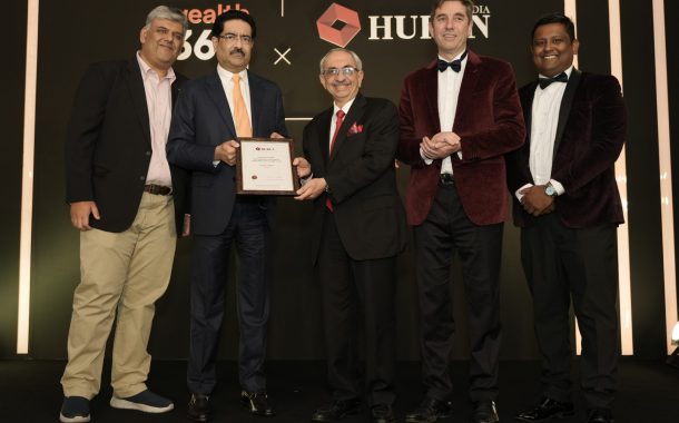 नादिर गोदरेज यांचा 'मोस्ट रिस्पेक्टेड इंडियन इंडस्ट्रियलिस्ट ऑफ द इयर' पुरस्काराने सन्मान