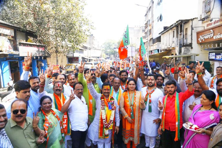 हेमंत रासने यांची गोटीराम भैय्या चौक, भैरोसिंग घोरपडे उद्यान परिसरात पदयात्रा संपन्न