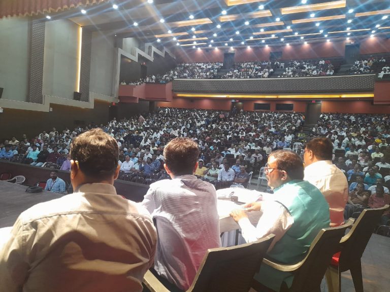 कसबा पेठ विधानसभा मतदारसंघात मतदान कर्मचाऱ्यांचे प्रशिक्षण