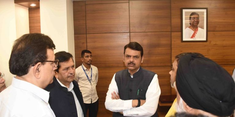 मुंबईतील पाणी टँकरधारकांचा संप मागे