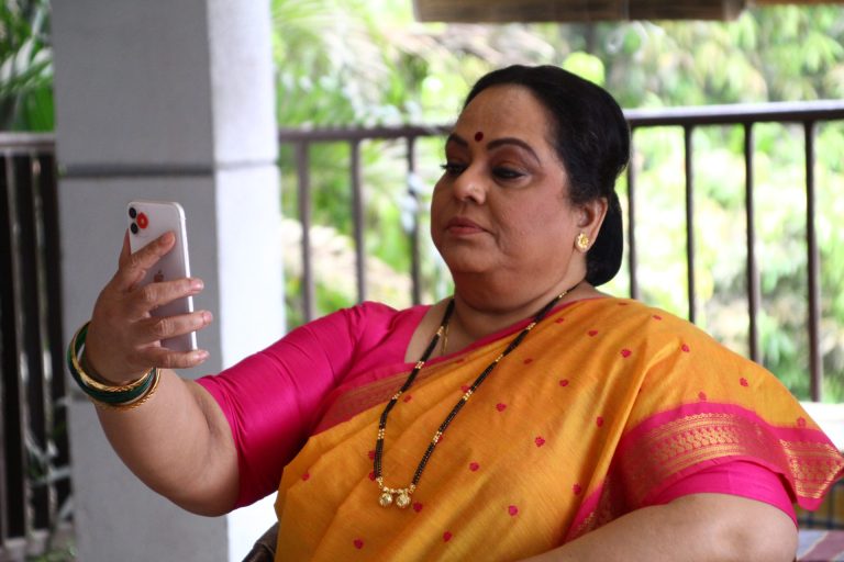 सन मराठी वरील ‘कन्यादान’ मालिकेत निर्मिती सावंत आत्याच्या भूमिकेत