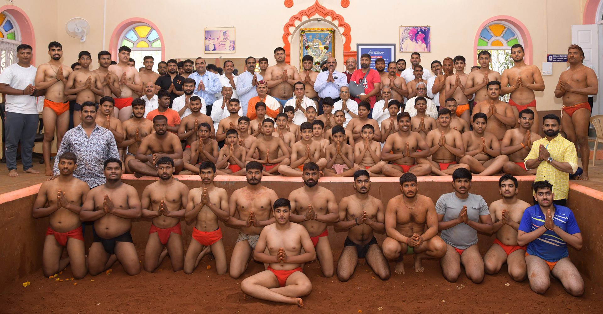हनुमानाची उपासना व व्यायामाने मल्ल तयार होतात-डॉ. योगेंद्र मिश्रा:हनुमान जयंती निमित्त एमआयटीत कुस्तीचे आयोजन