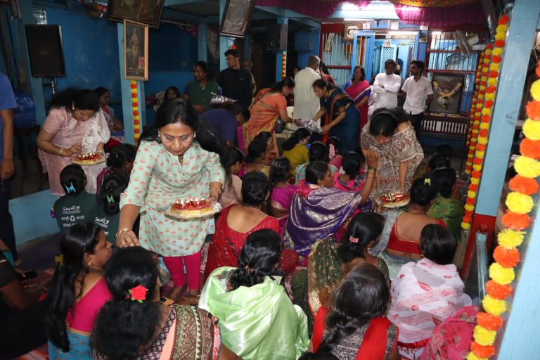  नवा विष्णू मंदिरात सन १८७३ नंतर पुन्हा एकदा साजरा झाला ‘सार्वजनिक हळदी-कुंकू समारंभ’ 