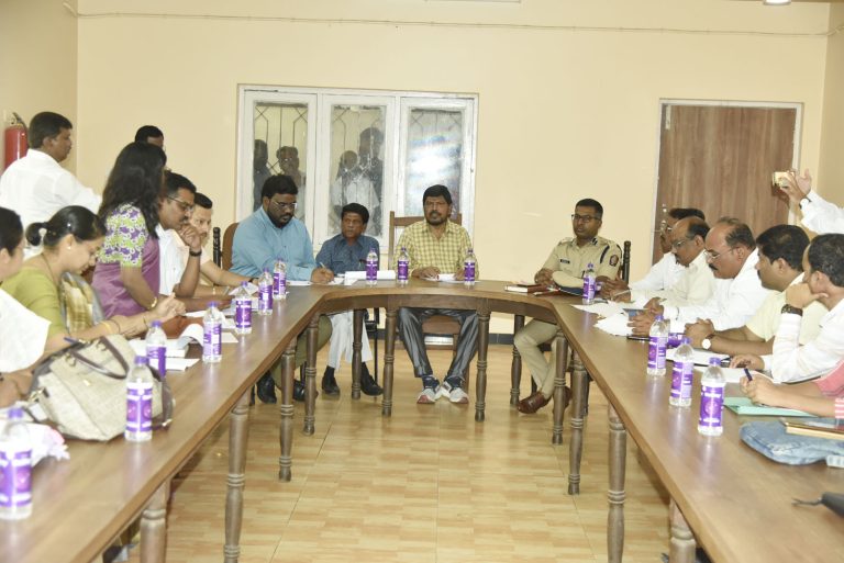 पुराचा फटका बसणाऱ्या नागरी वस्त्यांच्या पुनर्वसनासाठी प्रस्ताव तयार करा- केंद्रीय राज्यमंत्री रामदास आठवले