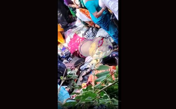 महाराष्ट्र भूषण सोहळ्यातील दुर्घटना?:बेशुद्ध अवस्थेतील महिला, प्रचंड गर्दी, चेंगराचेंगरी; जितेंद्र आव्हाडांनी शेअर केला VIDEO