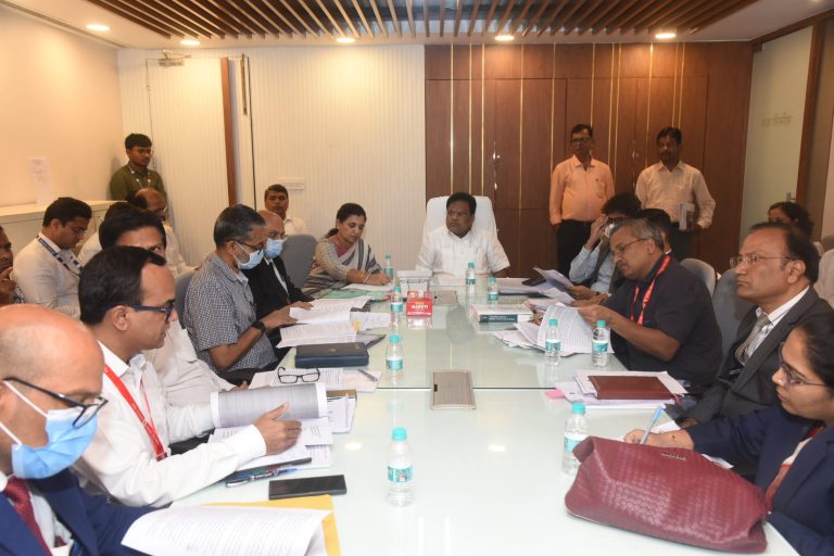 धर्मादाय रुग्णालयांबाबत आदर्श कार्यप्रणाली तयार करा – सार्वजनिक आरोग्य मंत्री प्रा.डॉ. तानाजी सावंत