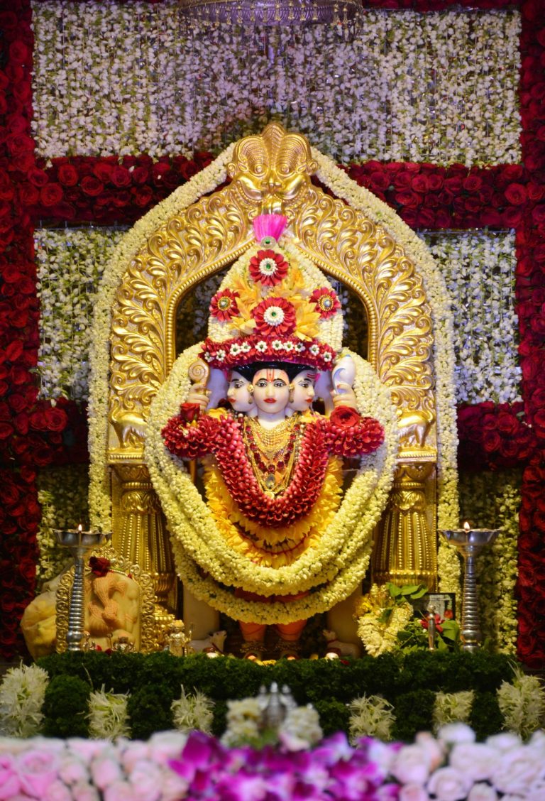 लक्ष्मीबाई दगडूशेठ दत्तमंदिर ट्रस्टच्या अध्यक्षपदी युवराज गाडवे