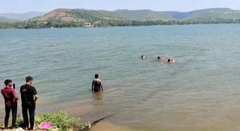 9 मुली खडकवासला धरणात बुडाल्या, 7 जणींची सुखरूप सुटका; दोघींचा मृत्यू