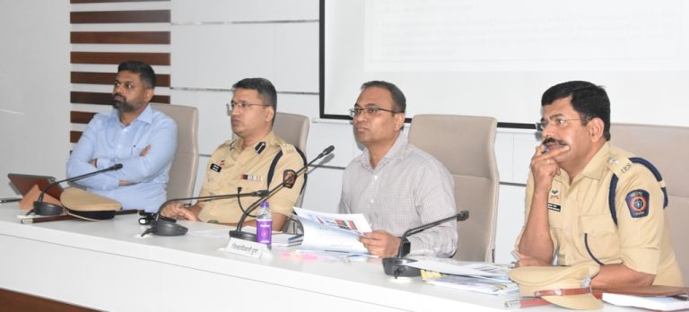 पुणे- बेंगलुरू महामार्गावरील अपघात रोखण्यासाठी तातडीने उपाययोजनांचे जिल्हाधिकारी डॉ. राजेश देशमुख यांचे निर्देश