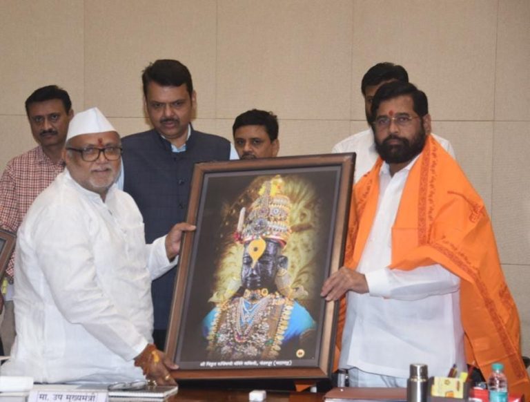 गर्दी होणाऱ्या मंदिरांचे डिजीटल मॅपींग करावे: मुख्यमंत्री एकनाथ शिंदे