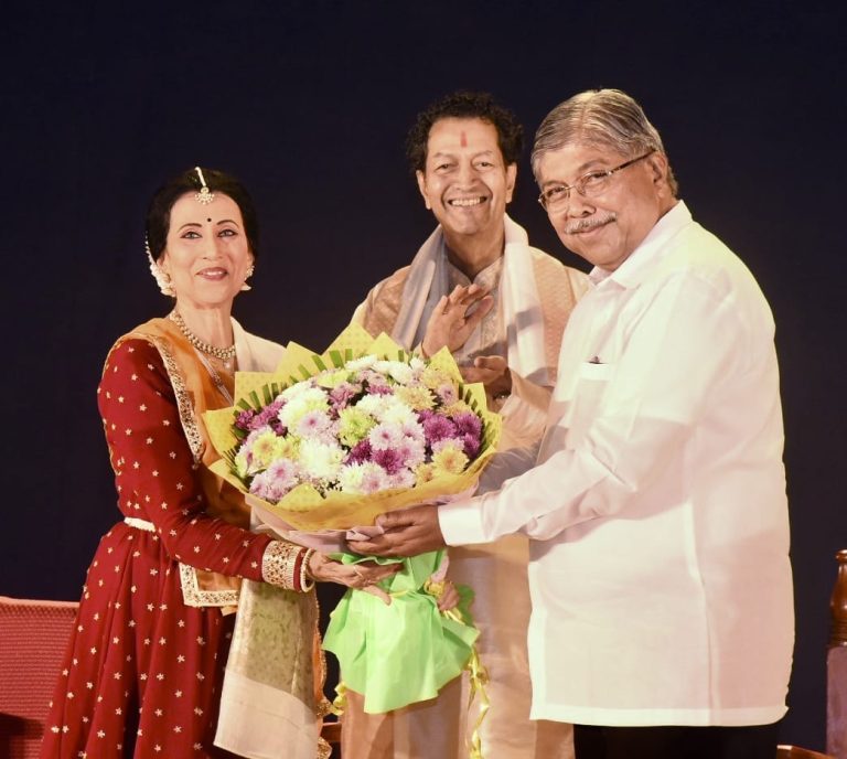 पुणे विद्यापीठात नृत्य संकुल उभारणार!-पालकमंत्री चंद्रकांतदादा पाटील यांची घोषणा