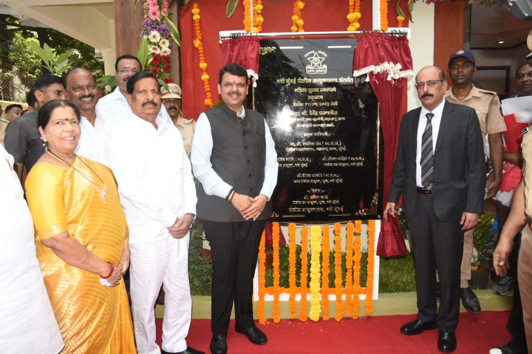 वाढत्या नवी मुंबईच्या सुरक्षिततेसाठी पोलीस दलाने अधिक सक्षम व्हावे – उपमुख्यमंत्री देवेंद्र फडणवीस