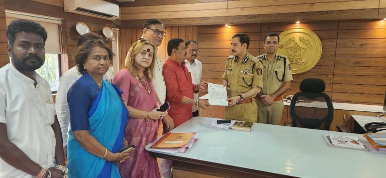 पुणे शहरात शांतता व सुव्यवस्था राखण्यासंदर्भात शहर काँग्रेसच्या वतीनेपुणे पोलीस आयुक्त यांना निवेदन सादर.